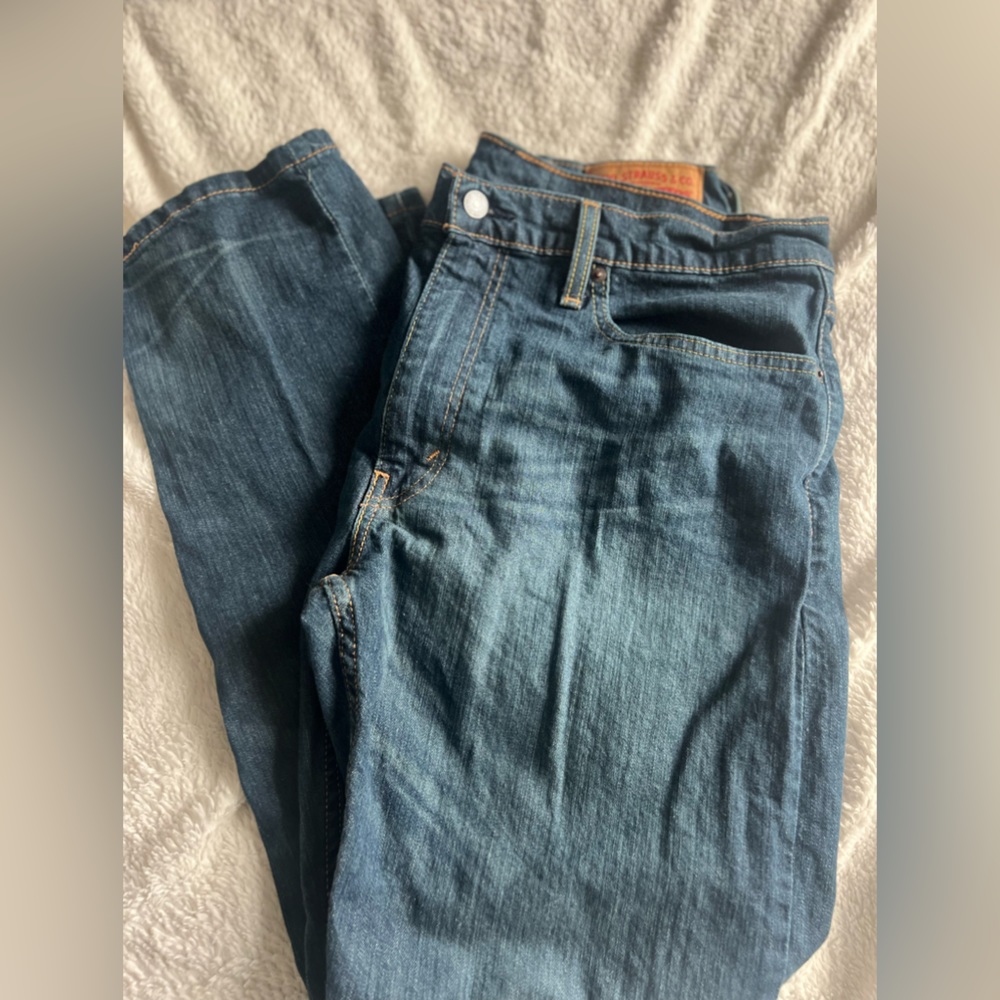 Men’s Levi’s jeans